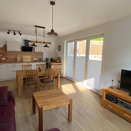 Kloenhuesing Daire Altefähr Dış mekan fotoğraf